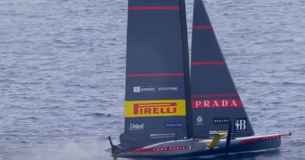 Luna RossaIneos 11 la finale di Louis Vuitton Cup dopo la prima giornata Radio Sportiva